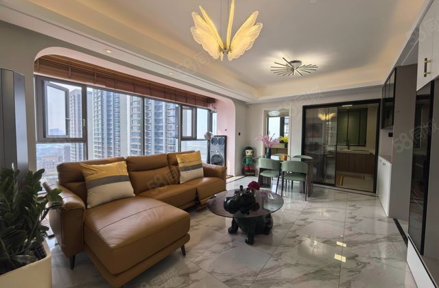 绿地海湾雅海苑3室2厅101.28㎡50万二手房图片