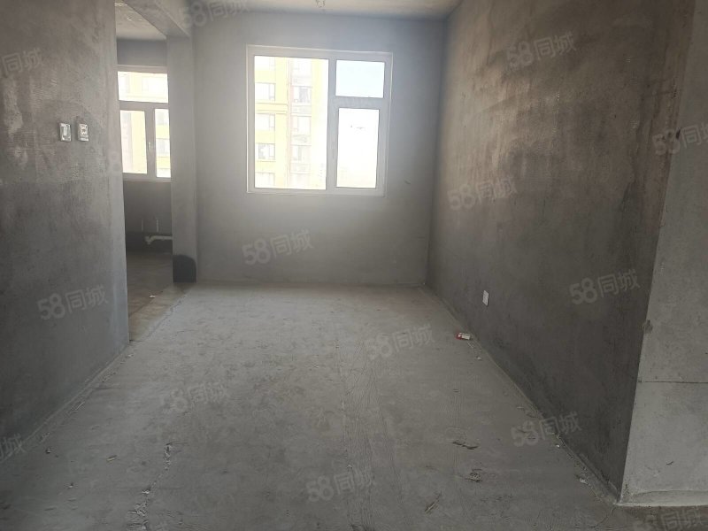 142平125万 车位储藏室 三居双卫,胜宏荣域悦湖湾-东营58同城