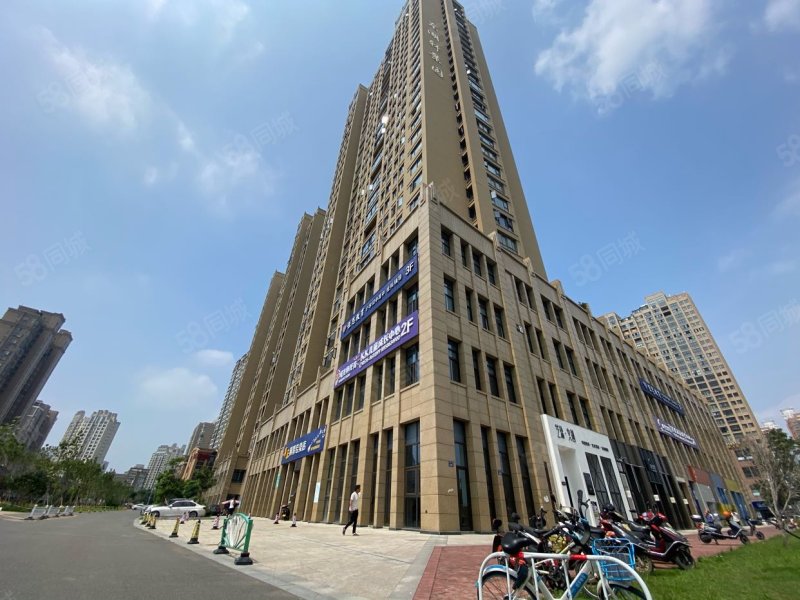 东湖轩景园3室1厅2卫117.7㎡东南205万