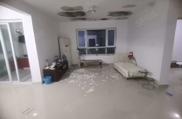 缤纷日月城 南北通透 商业配套成熟 地暖房