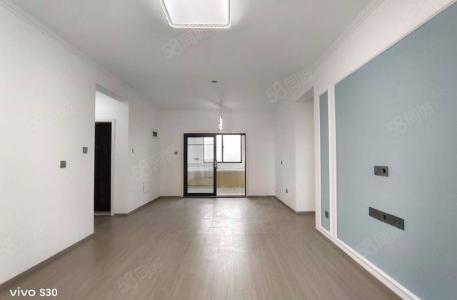 金鹏中国印3室2厅122㎡89万二手房图片