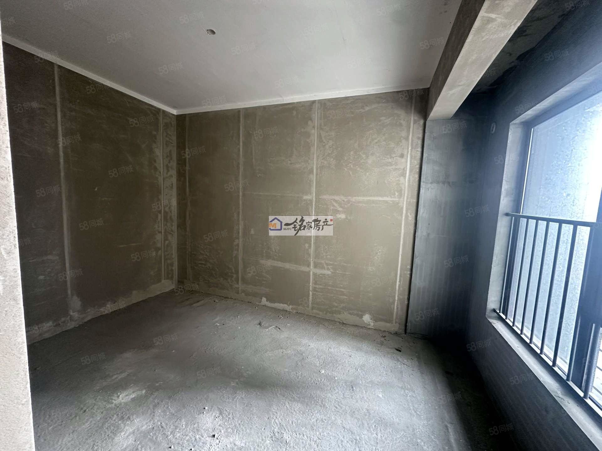 桃李江山3室2厅2卫118㎡南北78万