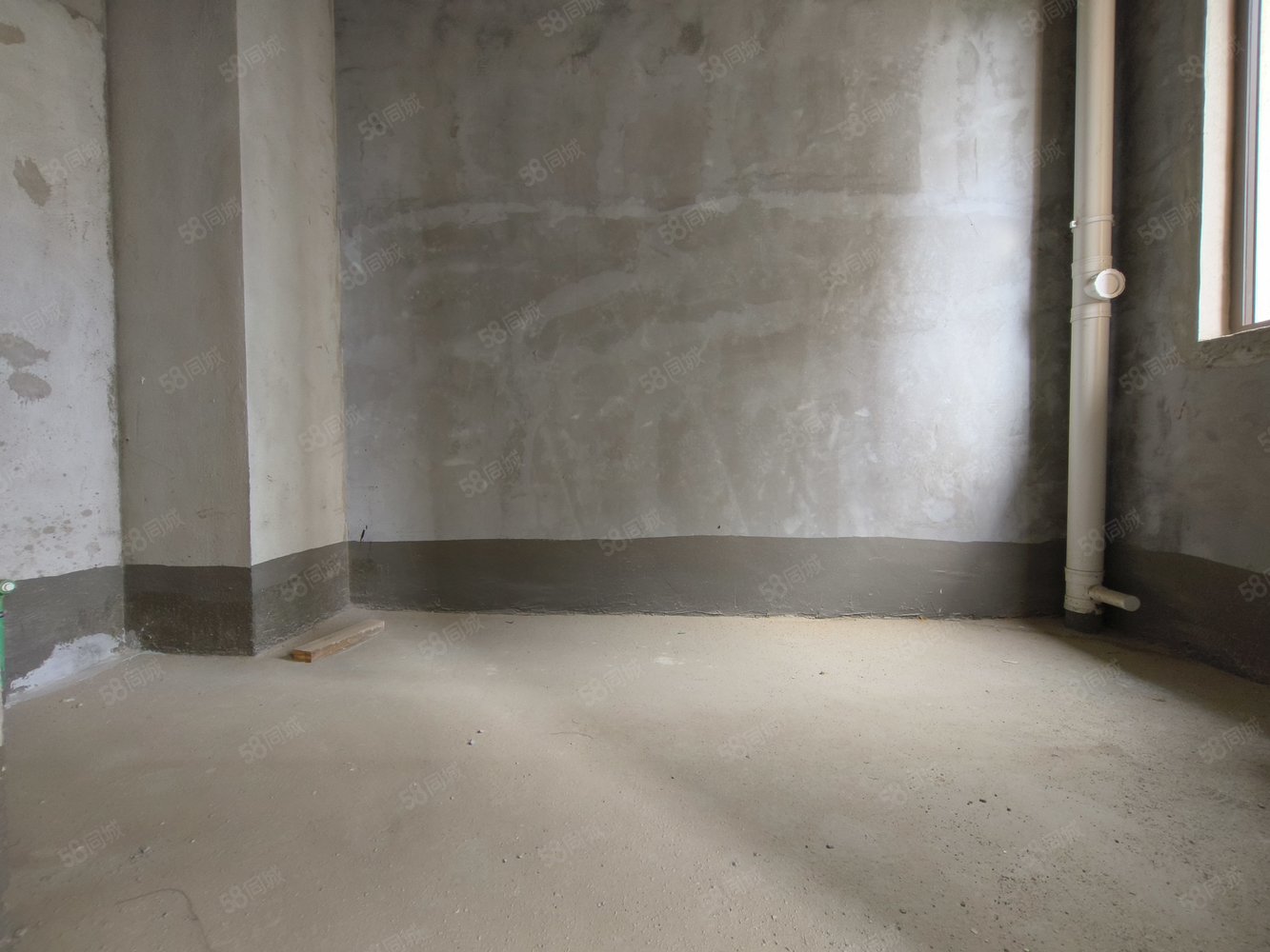 天纵御府4室2厅2卫141㎡南北105万