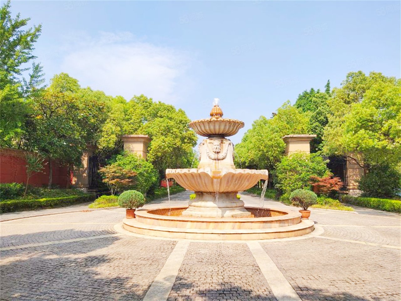 今日新出玛斯兰德四期独栋别墅南京十大豪宅之一花园600平