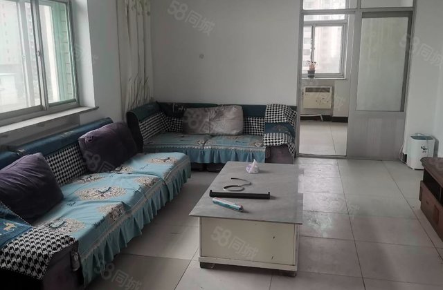 保险小区2室2厅103.52㎡50万二手房图片