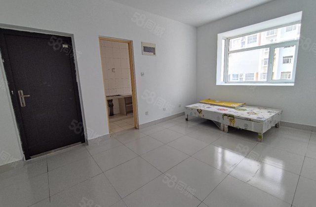 南湖新城 边户 两室 南北通透 全明户型 有证可按揭