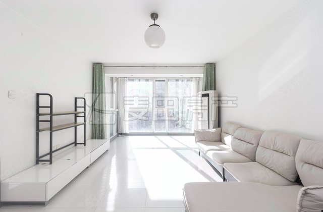 新怡家园2室1厅97.57㎡1320万二手房图片