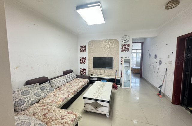 七中对过 馨苑小区 电梯房 地暖 三室 可按揭 振兴路花园路