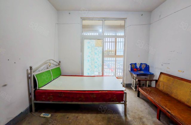 明月锦苑一期1室1厅55.69㎡42万二手房图片