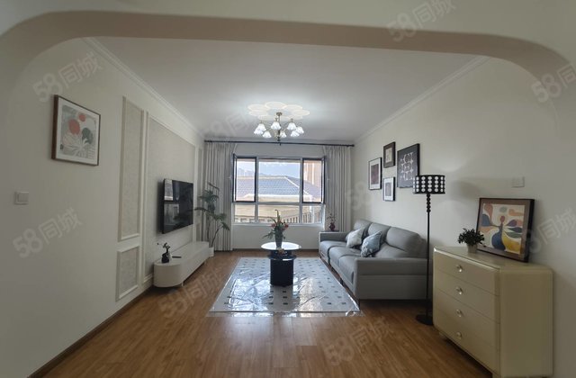 精装修！！商品房 带电梯 次新小区 环境好  双卫