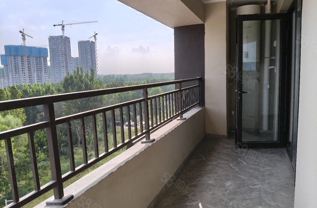 湖语上院 次新小区 南北通透 正规商品房 双卫生间