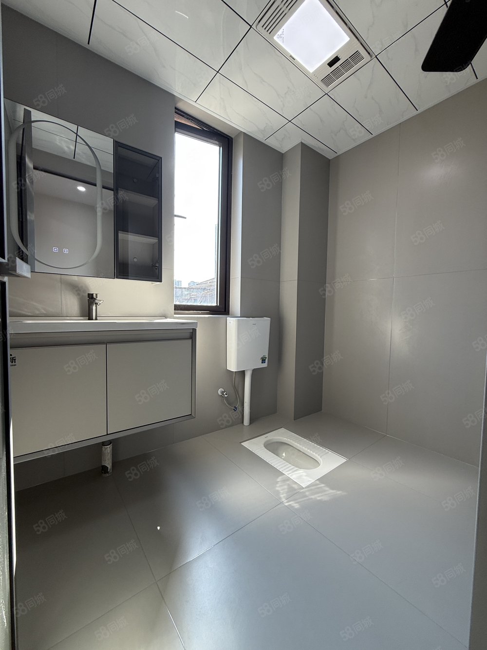 金尊府3室2厅2卫140㎡南北103.8万