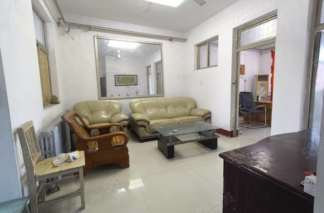 市中心 恒新小区 单价5000多 三室免大税 东昌中学