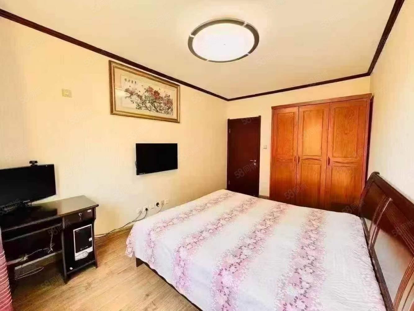 世茂南外滩(二期)4室2厅1卫131㎡南北89.8万