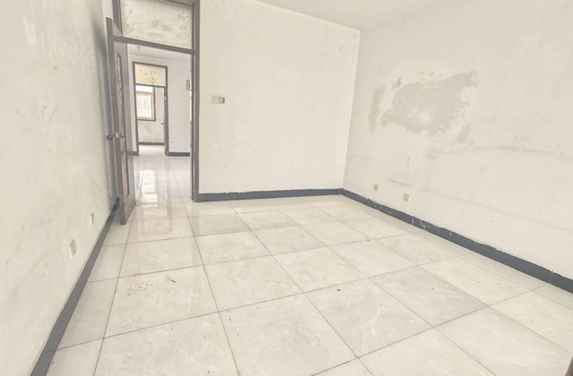 亚大怡景花园 南北通透 二楼地暖免大税可贷款