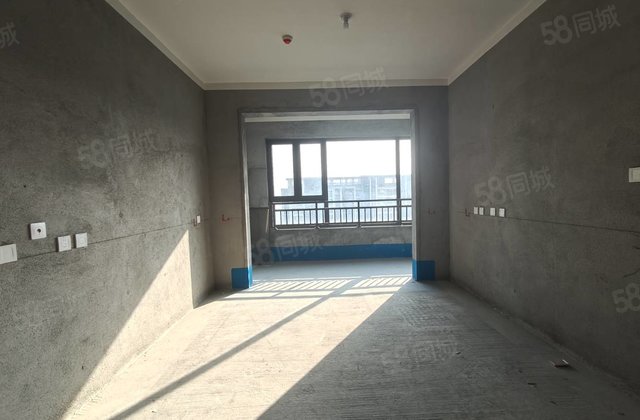 合泰臻悦府3室2厅114㎡100万二手房图片