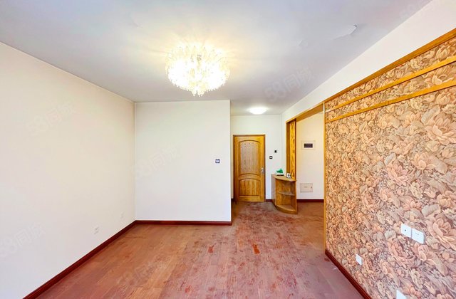 隆福国际2室1厅87.38㎡88万二手房图片