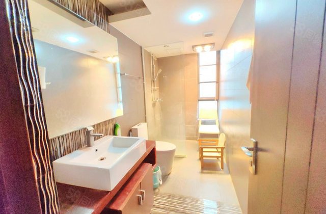 英郡(二期)4室2厅143.53㎡288万二手房图片