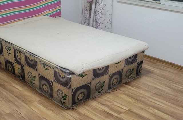 香逸四季3室2厅100.92㎡28万二手房图片