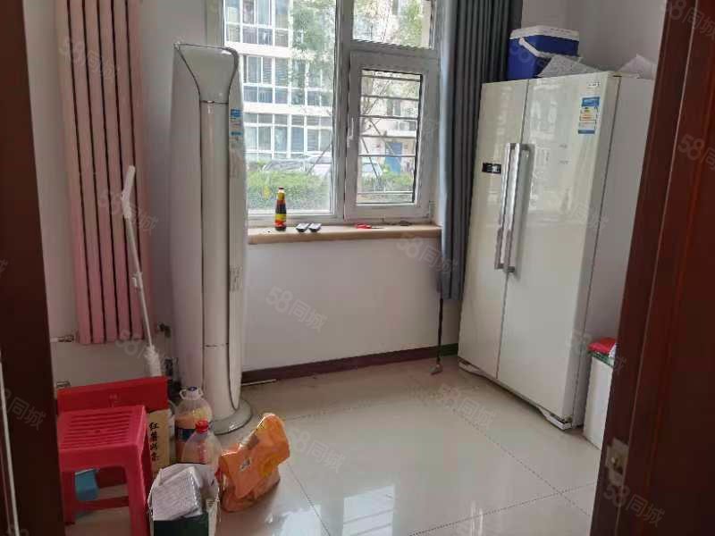 林蔭家園3室2廳2衛(wèi)129.1㎡南北228萬(wàn)