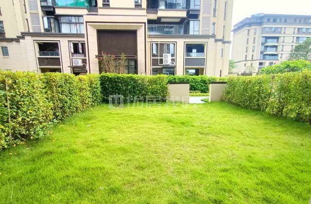 联发臻境5室3厅142㎡152万二手房图片