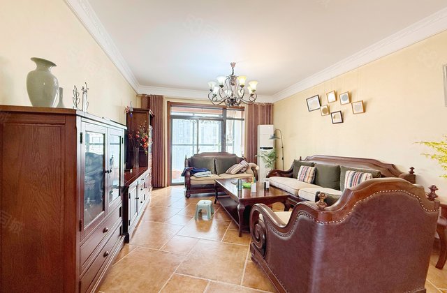 圣菲城(北区)4室2厅138㎡198万二手房图片