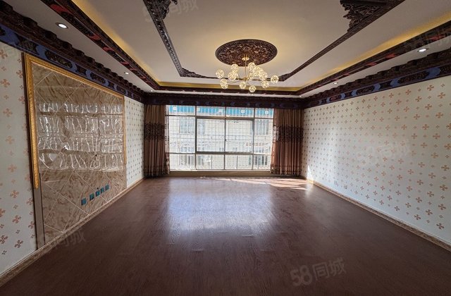 泽当花园5室1厅158㎡115万二手房图片