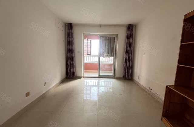 急 区政府 先锋翡翠湾 精装修  产权清晰 总价低