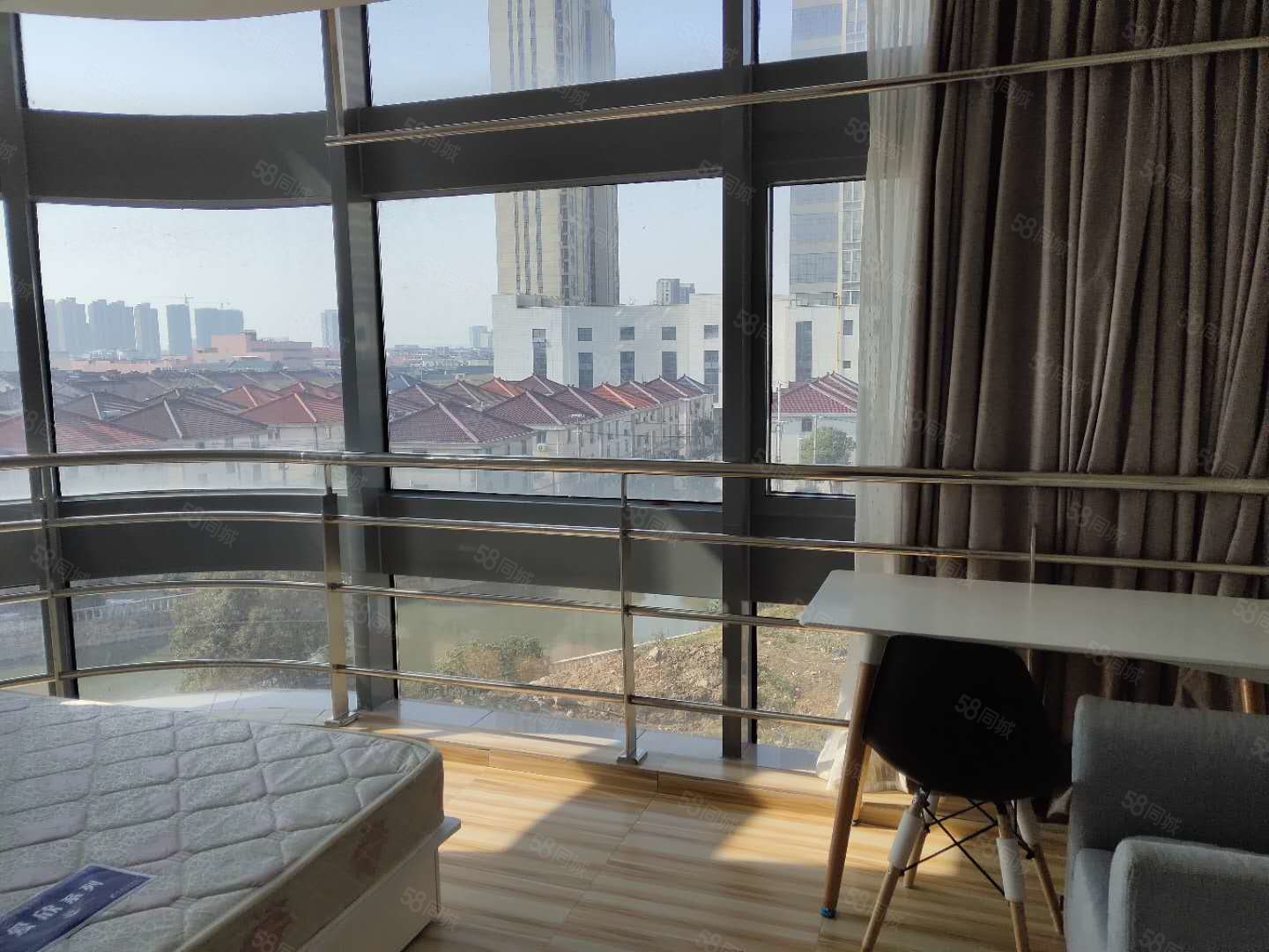 东方之门2室2厅2卫    150m05整租|公寓 东方之门住宅2室 实拍有