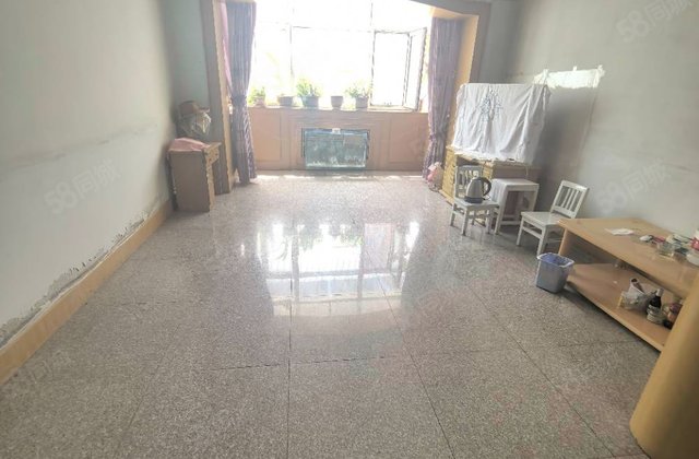粮食局家属院(新华北路)3室2厅100㎡110万二手房图片
