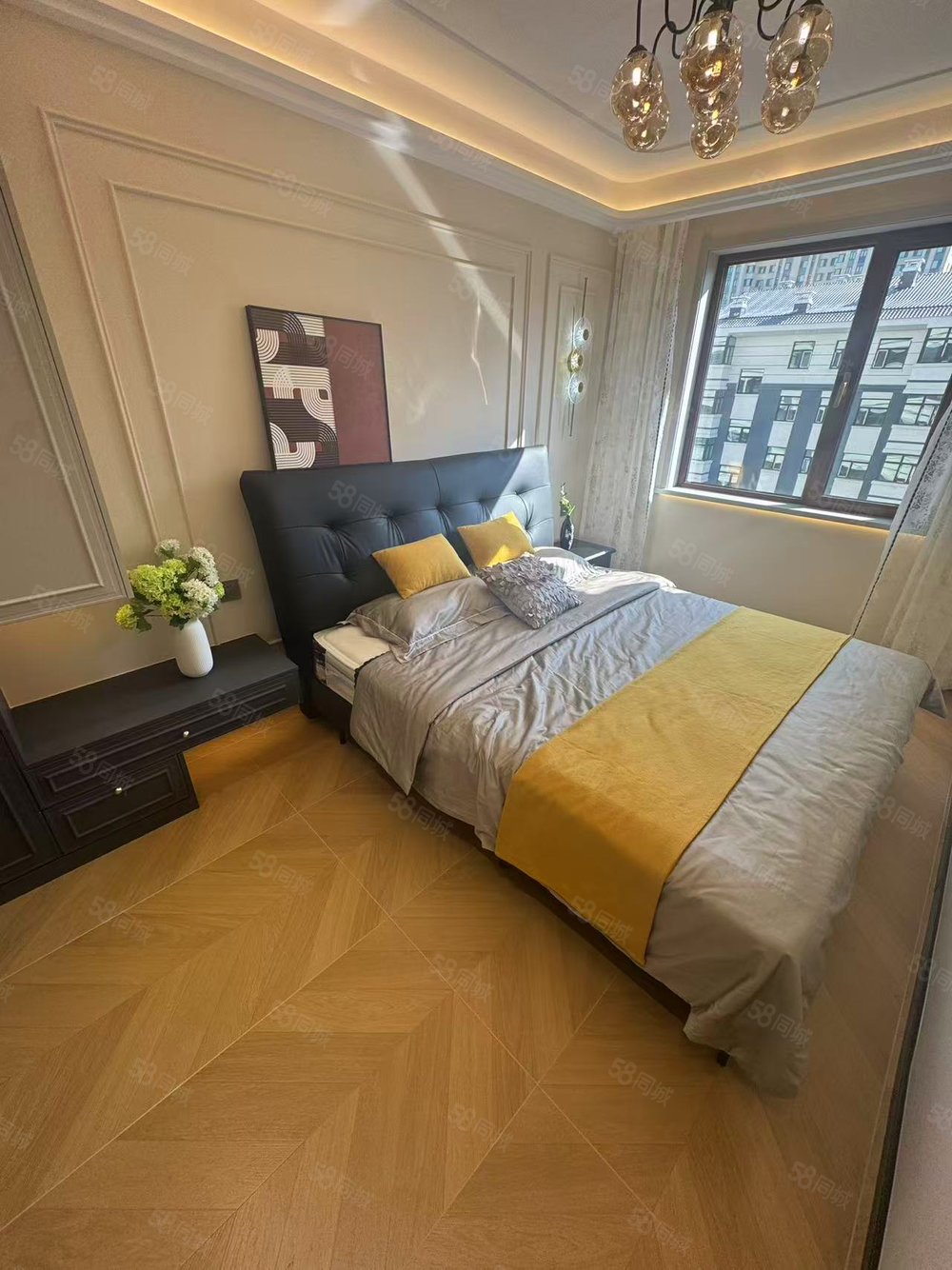 江南民族嘉园3室2厅2卫141㎡南北72万