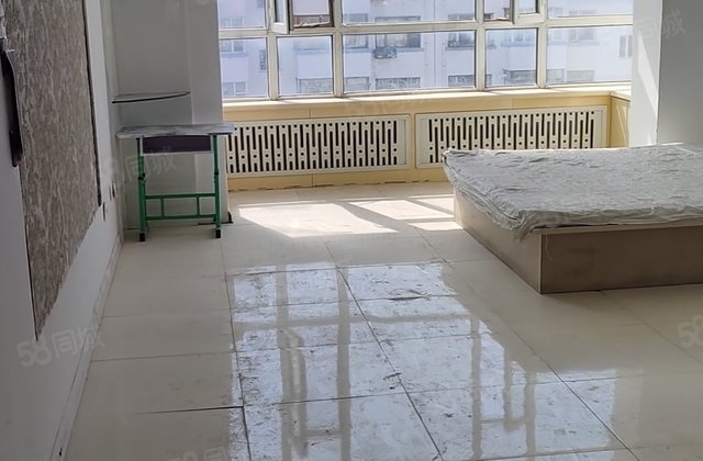 政协综合楼1室1厅69.28㎡9万二手房图片