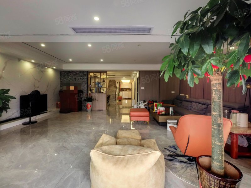 美加广场精装4房看海景