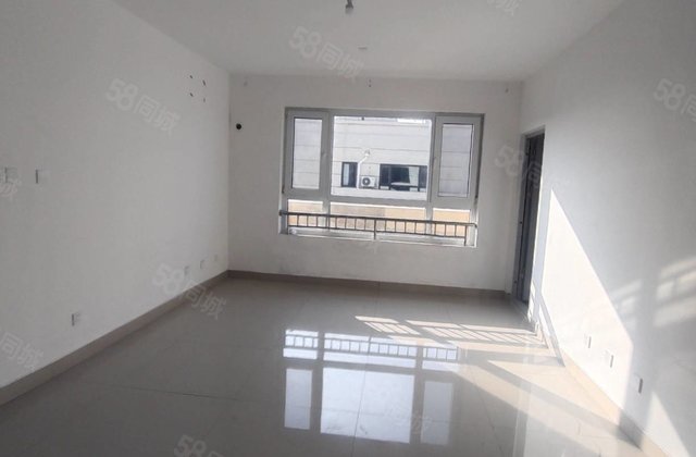 急售万达旁 三室全天采光 可走一手 水城和五中 看房随时联系