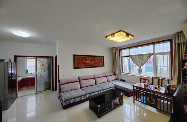 1楼 1楼 东边户 三室两厅 带车位地下室 英才小区