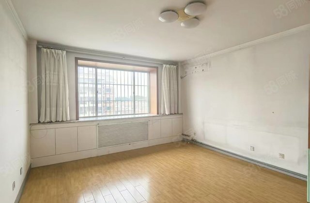 春秋丽景花园3室2厅123㎡57万二手房图片