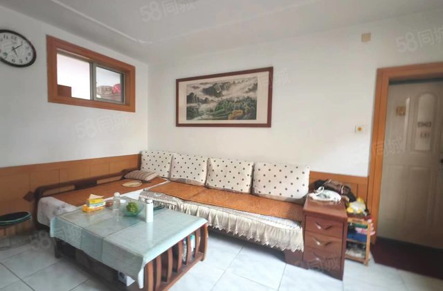 文轩八中对过 步梯2楼 正三室 公安局家属院