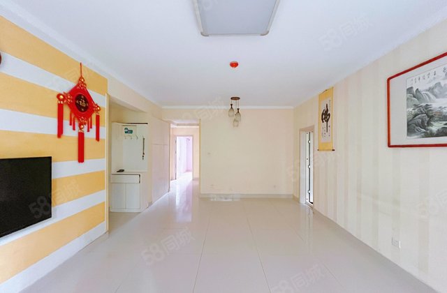 东昌东附近小高层 前排 三室两厅两卫 送车位储藏室免大税