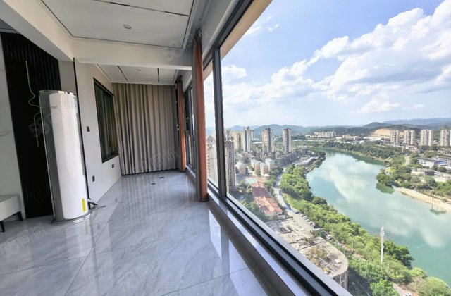 路桥锦绣广场4室2厅143㎡89万二手房图片