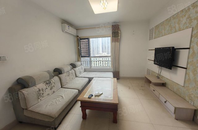 水岸花语 三室 东户 中层 总价低 随时看房  前排全天采光