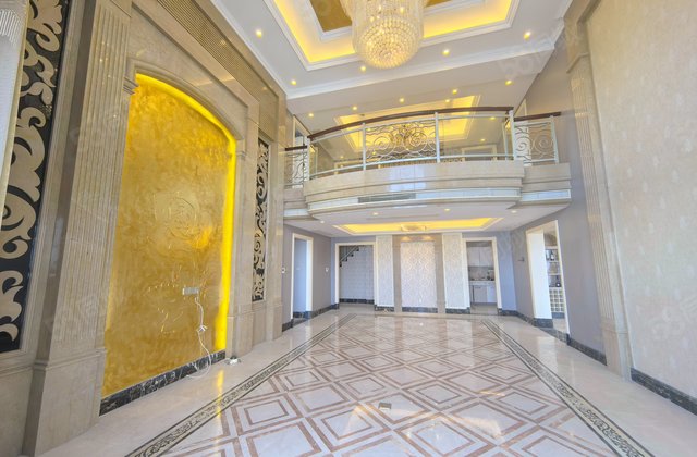 鑫塔水尚5室3厅230.03㎡936万二手房图片