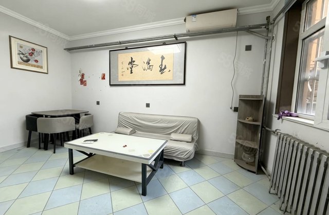 新上东昌中学一楼，育新街客车厂家属院