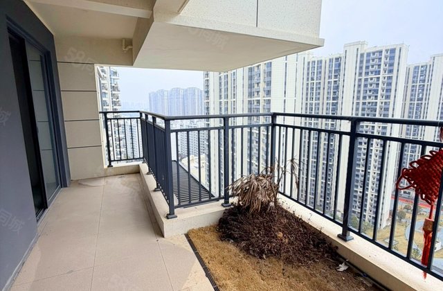 保利和光尘樾3室2厅108㎡110万二手房图片