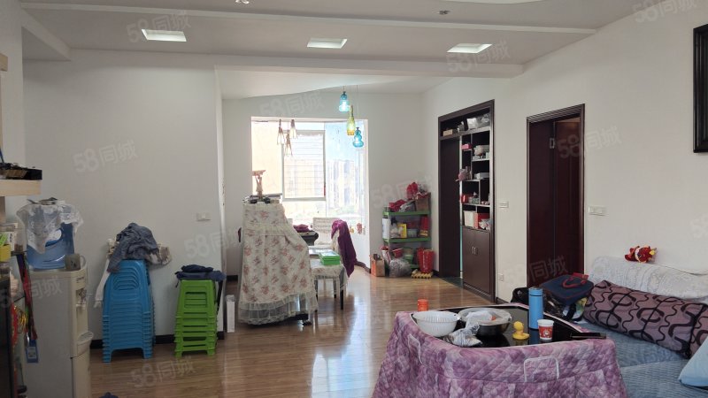 德坞 德馨园 3室2厅2卫 精装修 带地暖 证齐可按揭南北通