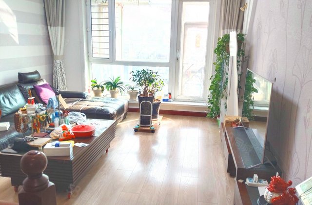 远创樾府3室3厅82.72㎡81万二手房图片