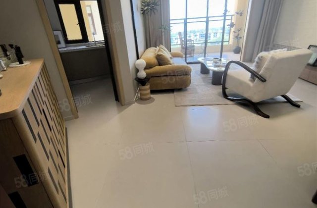 东方花梨湾2室1厅63.5㎡58万二手房图片