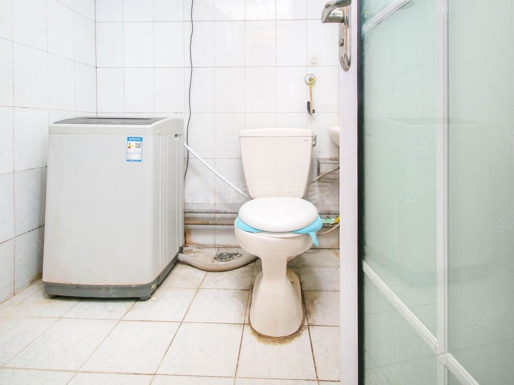 萬(wàn)科公園五號(hào)3室1廳2衛(wèi)122.05㎡東南717萬(wàn)