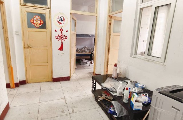 文轩八中,外国语,聊大家属院,中医院,附属小學。停车方便