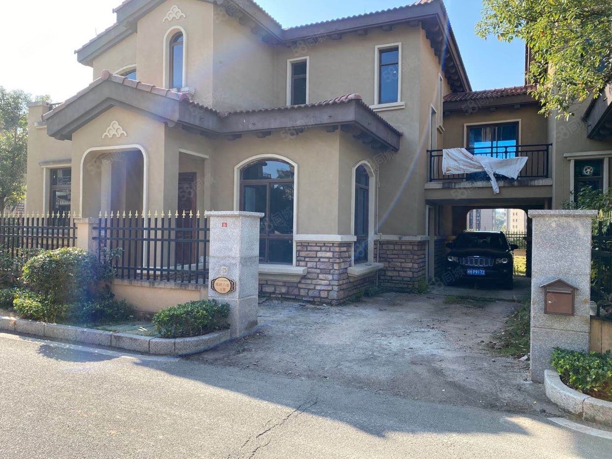 武夷山碧桂园6室1厅3卫360㎡北320万