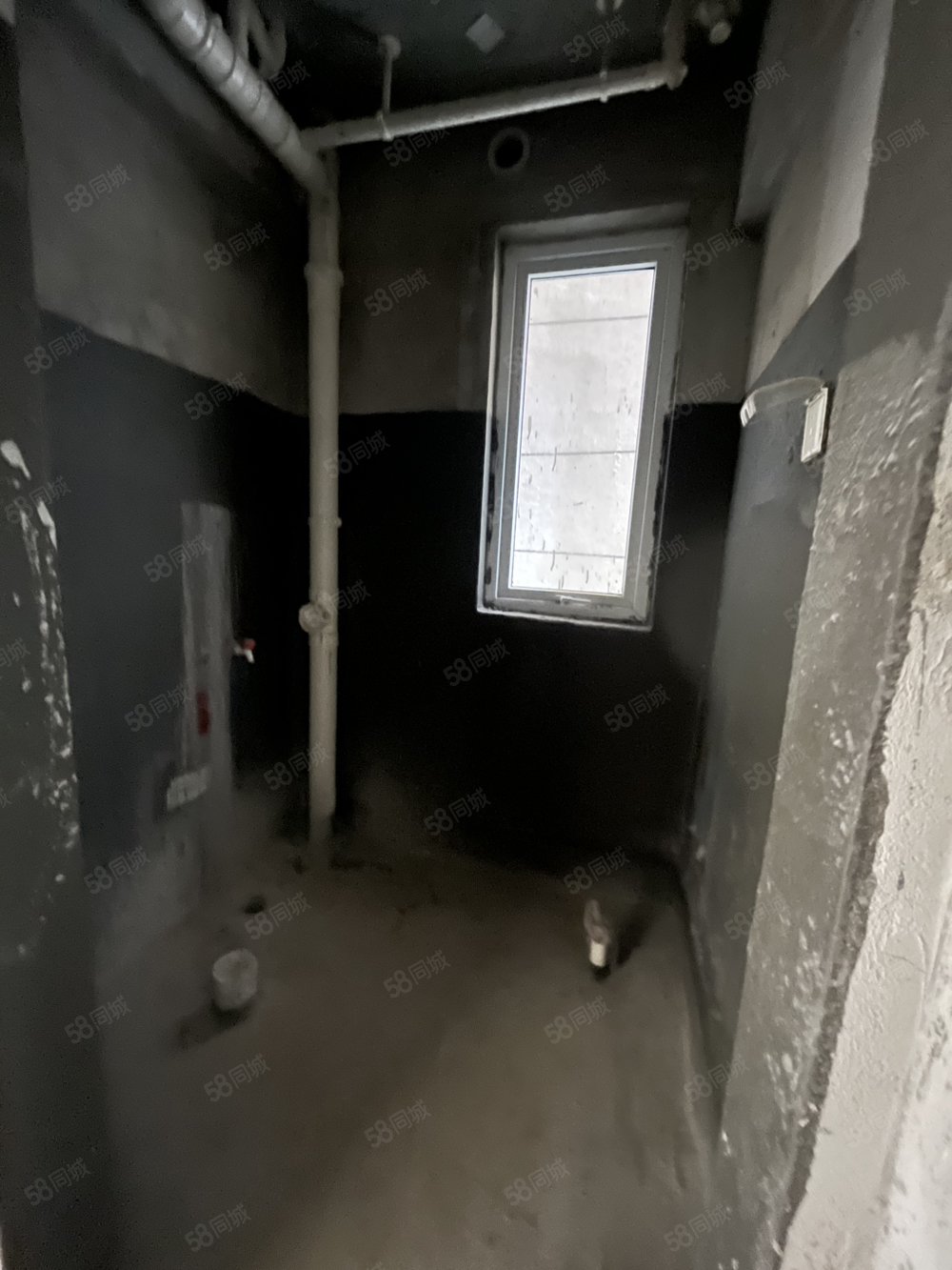 金大地时代公馆3室2厅2卫126㎡南北89万